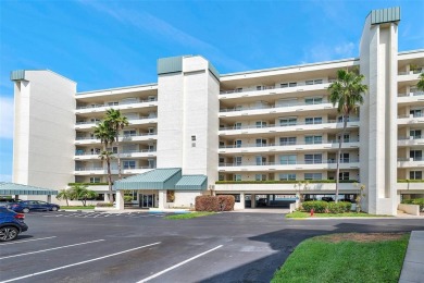 Beach Condo For Sale in South Pasadena, Florida