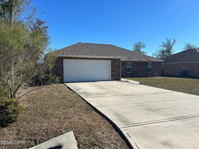 Beach Home Sale Pending in Lynn Haven, Florida