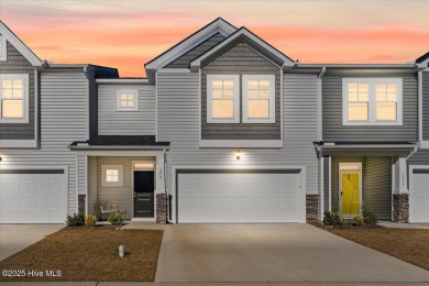 Beach Townhome/Townhouse For Sale in Southport, North Carolina