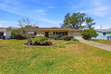 Beach Home Sale Pending in St. Petersburg, Florida