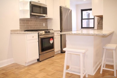Beach Home For Sale in New Rochelle, New York