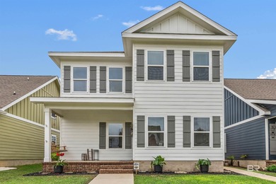 Beach Home For Sale in Foley, Alabama