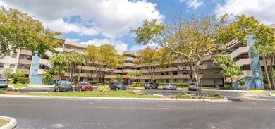 Beach Condo For Sale in Pembroke Pines, Florida