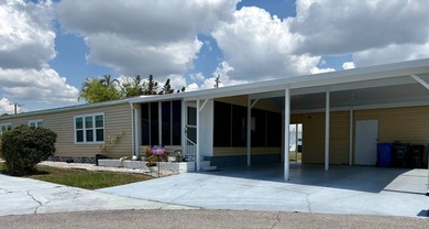 Beach Home For Sale in Venice, Florida
