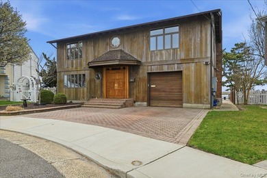 Beach Home For Sale in Freeport, New York