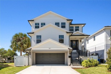 Beach Home For Sale in St. Petersburg, Florida