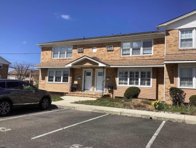 Beach Condo For Sale in Ventnor Heights, New Jersey