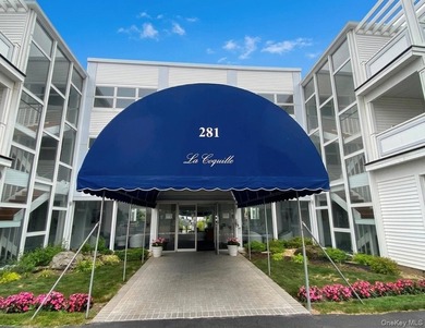 Beach Home For Sale in Westhampton Beach, New York