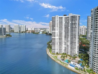 Beach Condo For Sale in Aventura, Florida