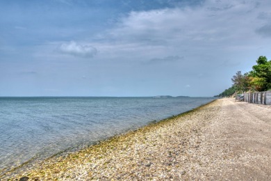 Beach Home For Sale in Southampton, New York