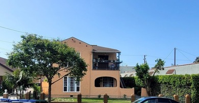 Beach Apartment For Sale in Long Beach, California
