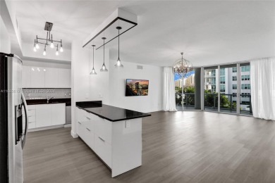 Beach Condo For Sale in Aventura, Florida