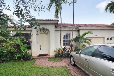Beach Townhome/Townhouse For Sale in Pembroke Pines, Florida