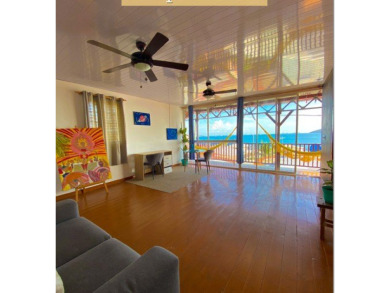 Beach Home For Sale in Taboga,