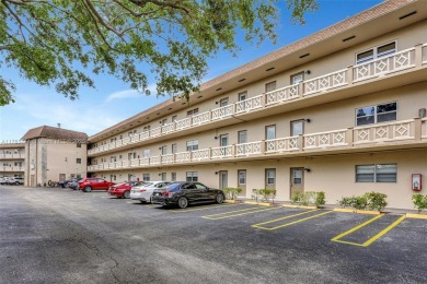 Beach Condo Sale Pending in Lauderdale Lakes, Florida