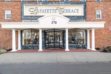 Beach Home For Sale in Long Beach, New York