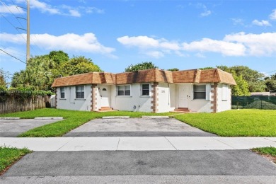 Beach Townhome/Townhouse For Sale in Hollywood, Florida