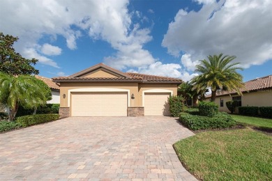 Beach Home For Sale in Bradenton, Florida