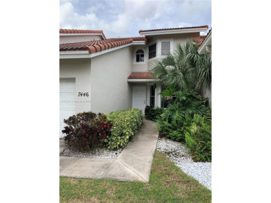 Beach Townhome/Townhouse Sale Pending in Margate, Florida