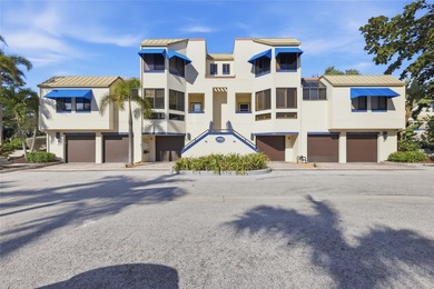Beach Condo For Sale in Longboat Key, Florida