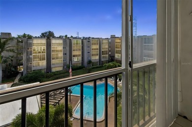 Beach Condo Sale Pending in Clearwater, Florida