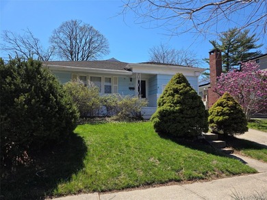 Beach Home For Sale in Bayside, New York