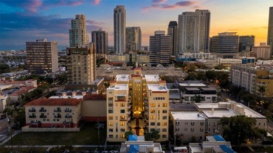 Beach Condo For Sale in St. Petersburg, Florida