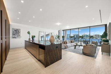 Beach Condo For Sale in Miami, Florida