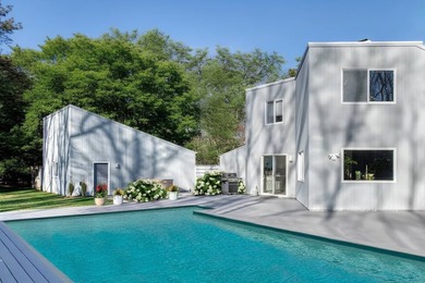Beach Home For Sale in Westhampton, New York