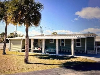 Beach Home For Sale in Sarasota, Florida