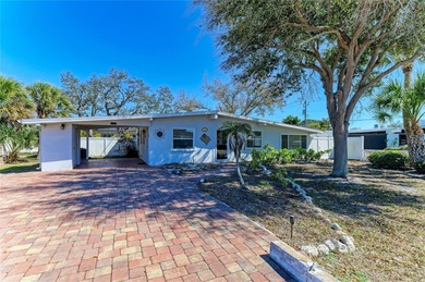Beach Home For Sale in Venice, Florida