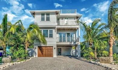 Beach Home For Sale in Bradenton Beach, Florida