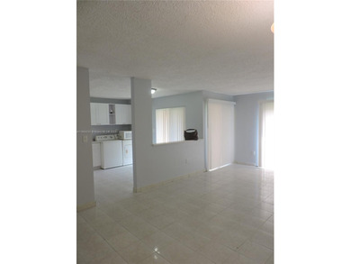 Beach Condo For Sale in Miami, Florida
