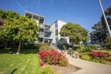 Beach Condo For Sale in San Mateo, California