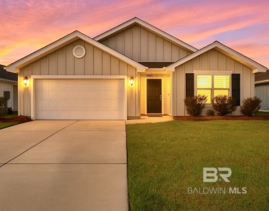 Beach Home For Sale in Foley, Alabama