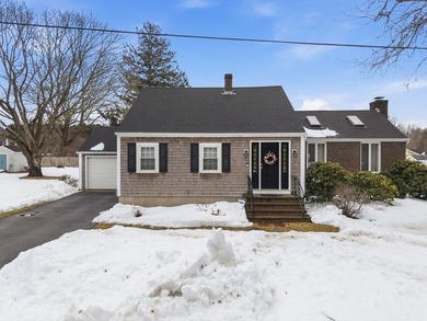 Beach Home For Sale in Dartmouth, Massachusetts