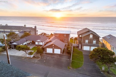 Beach Home For Sale in Lincoln City, Oregon