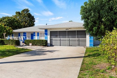 Beach Home For Sale in Bradenton, Florida