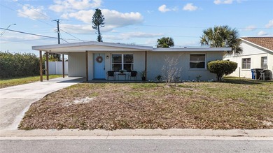 Beach Home For Sale in Bradenton, Florida