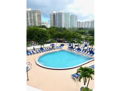 Beach Condo For Sale in Aventura, Florida