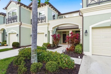 Beach Townhome/Townhouse For Sale in Tampa, Florida