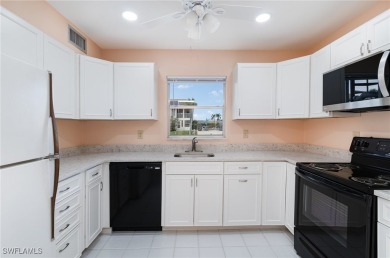 Beach Condo For Sale in Cape Coral, Florida