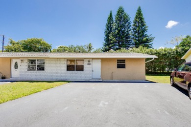 Beach Home For Sale in Delray Beach, Florida