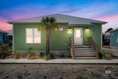 Beach Home For Sale in Gulf Shores, Alabama