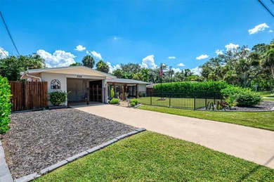 Beach Home For Sale in Venice, Florida