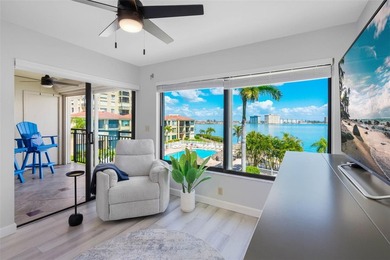 Beach Condo For Sale in St. Petersburg, Florida