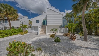 Beach Home For Sale in Sarasota, Florida