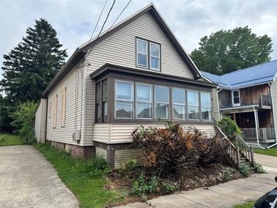 Beach Home Sale Pending in Erie, Pennsylvania