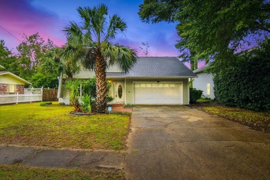 Beach Home For Sale in Fort Walton Beach, Florida