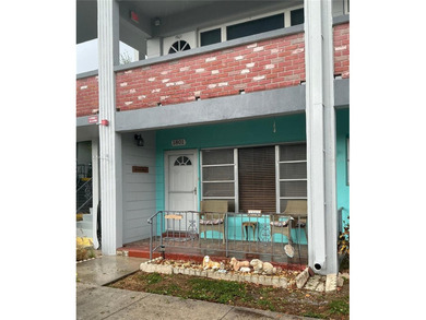 Beach Condo For Sale in Kenneth City, Florida